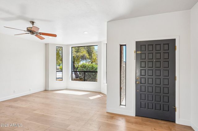 6716 E BEVERLY Lane, Scottsdale, AZ 85254