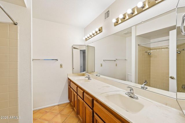 6716 E BEVERLY Lane, Scottsdale, AZ 85254