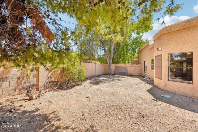 6716 E BEVERLY Lane, Scottsdale, AZ 85254