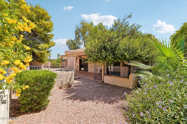 6716 E BEVERLY Lane, Scottsdale, AZ 85254