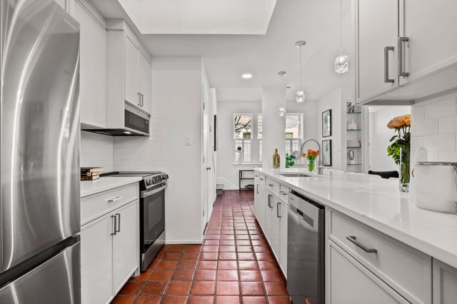 4006 Holland Avenue D, Dallas, TX 75219