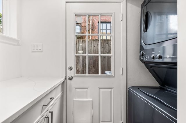 4006 Holland Avenue D, Dallas, TX 75219