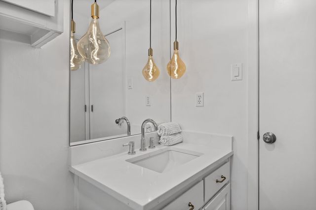 4006 Holland Avenue D, Dallas, TX 75219