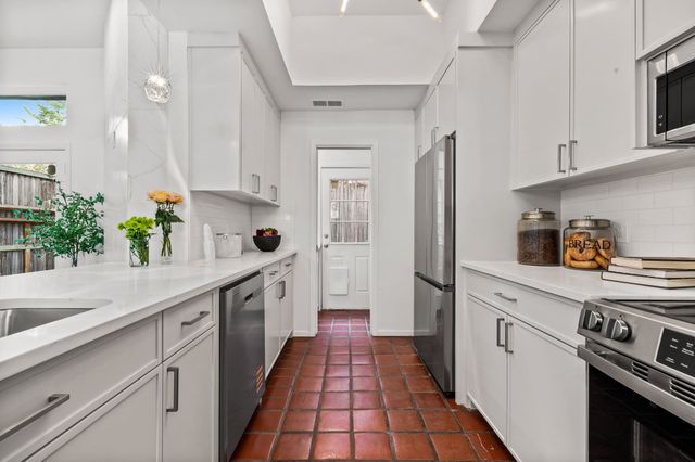 4006 Holland Avenue D, Dallas, TX 75219