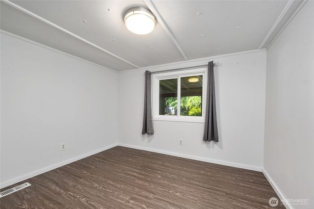 6978 Hannegan Road, Lynden, WA 98264