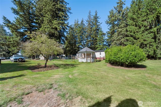 6978 Hannegan Road, Lynden, WA 98264