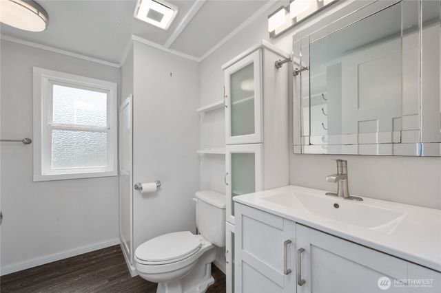 6978 Hannegan Road, Lynden, WA 98264