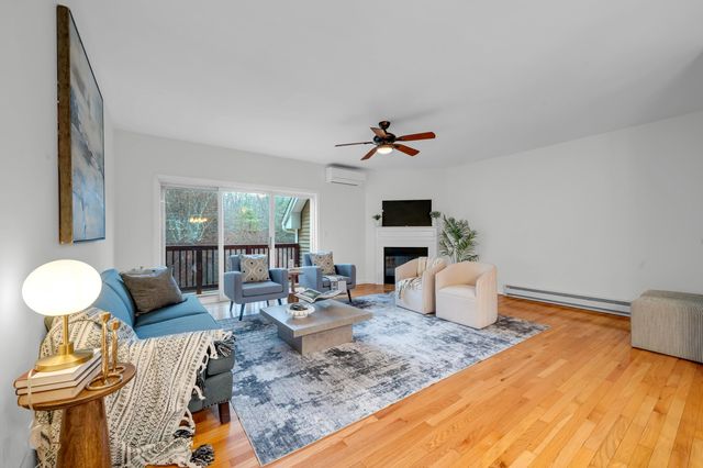 131 Court St Unit 17, Exeter, NH 03833