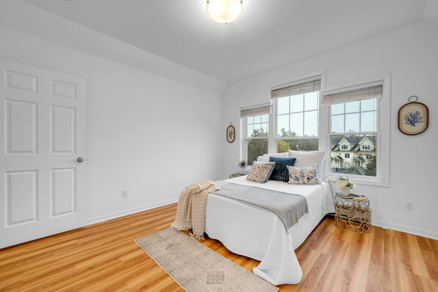 131 Court St Unit 17, Exeter, NH 03833