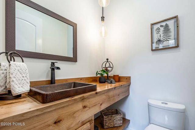 5842 Old Snow Basin Road, Huntsville, UT 84317