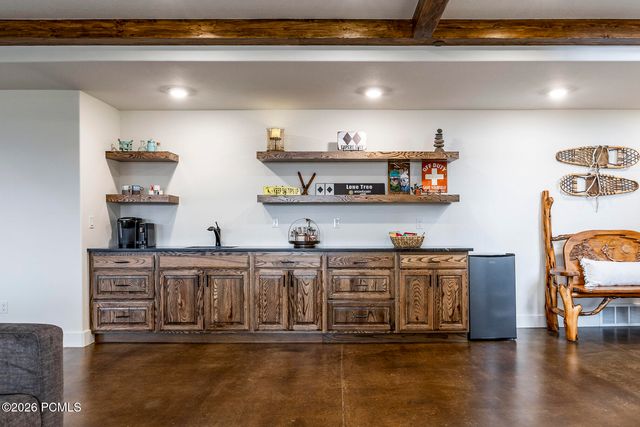 5842 Old Snow Basin Road, Huntsville, UT 84317