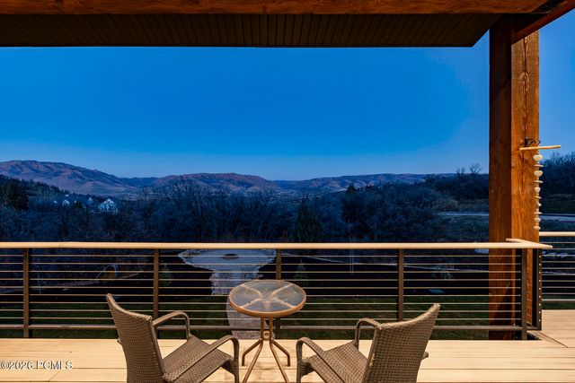 5842 Old Snow Basin Road, Huntsville, UT 84317