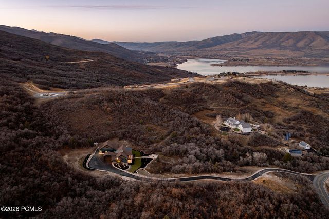 5842 Old Snow Basin Road, Huntsville, UT 84317