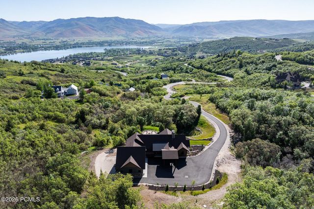 5842 Old Snow Basin Road, Huntsville, UT 84317
