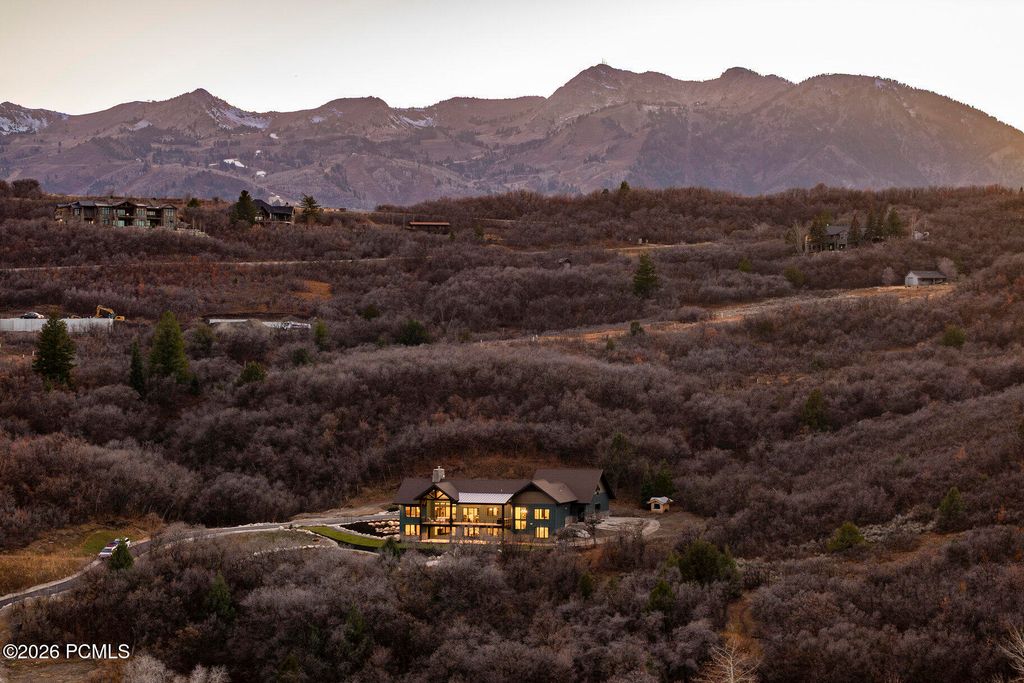 5842 Old Snow Basin Road, Huntsville, UT 84317