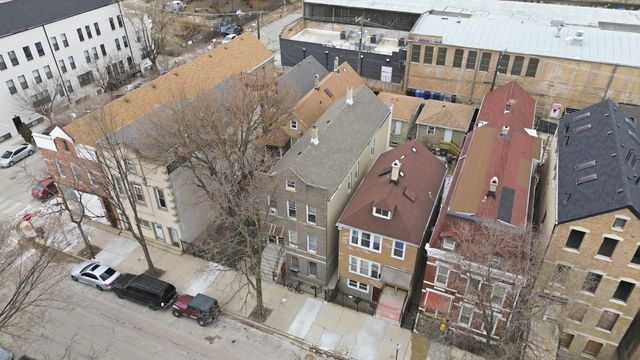 1852 W 17 Street, Chicago, IL 60608