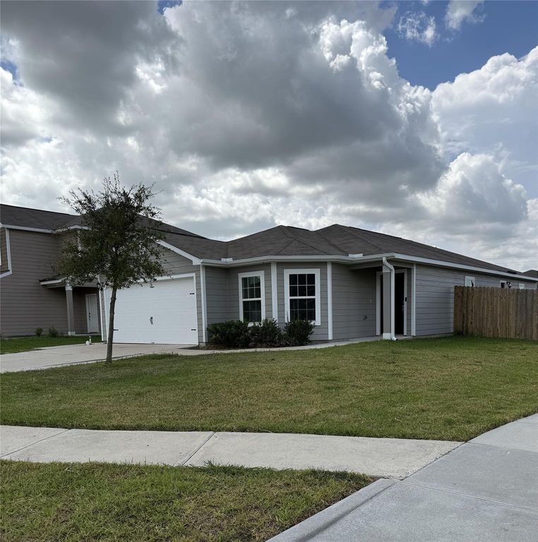 8419 Hannah Road, Cove, TX 77523