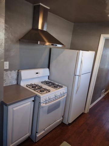 180 Donner Ave, Roseville, CA 95678