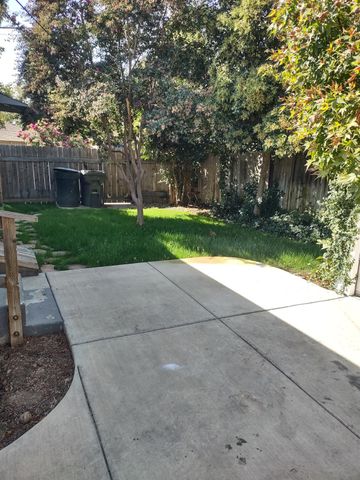 180 Donner Ave, Roseville, CA 95678