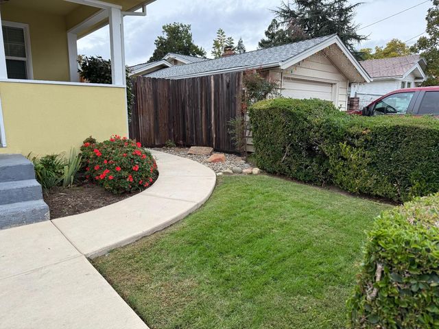 180 Donner Ave, Roseville, CA 95678