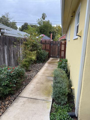 180 Donner Ave, Roseville, CA 95678