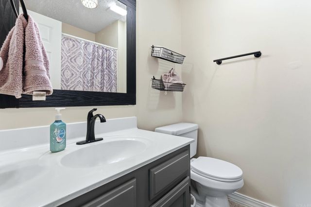 2511 Hickorynut Court, Little Rock, AR 72211