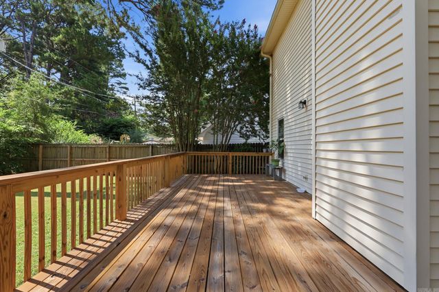 2511 Hickorynut Court, Little Rock, AR 72211