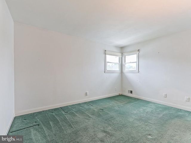 34 GARY DR, Hamilton, NJ 08690