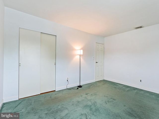 34 GARY DR, Hamilton, NJ 08690