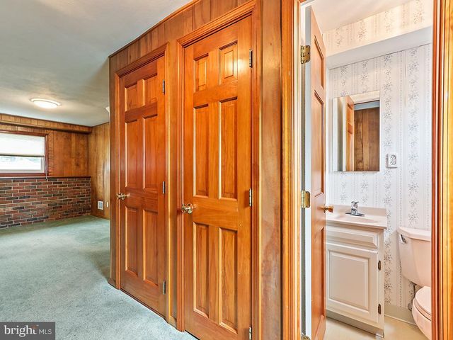 34 GARY DR, Hamilton, NJ 08690