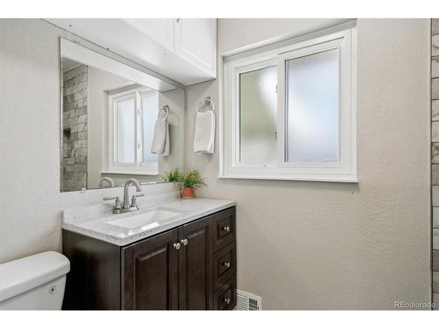 2590 S Birch St, Denver, CO 80222