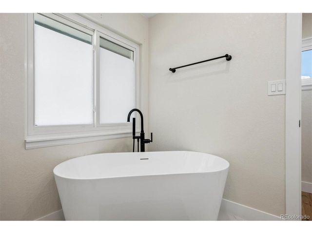 2590 S Birch St, Denver, CO 80222