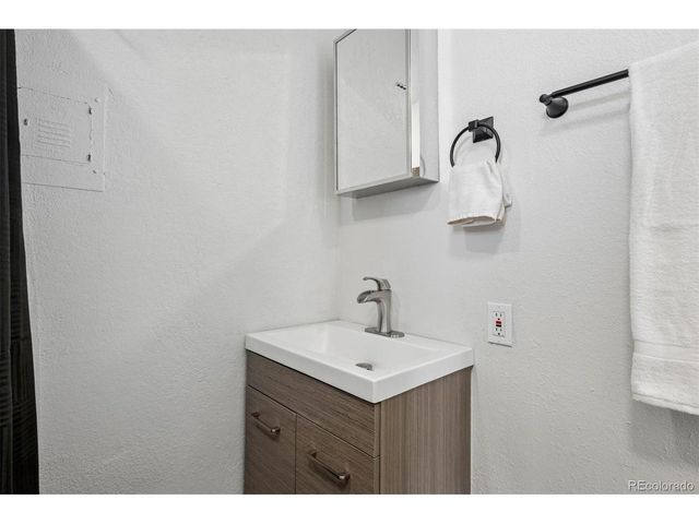 2590 S Birch St, Denver, CO 80222