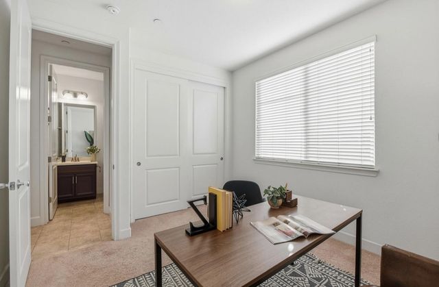 1053 El Capitan Terrace, Sunnyvale, CA 94085