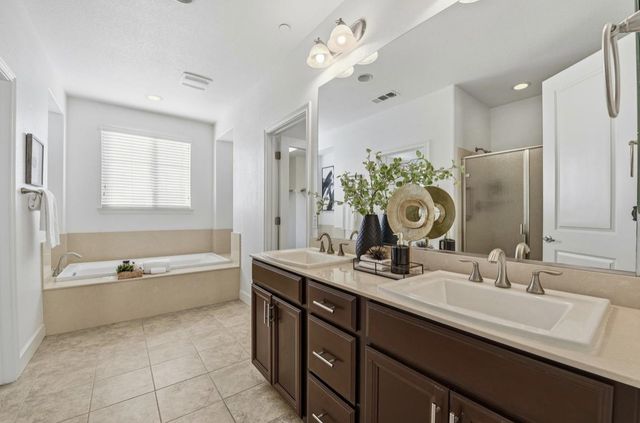 1053 El Capitan Terrace, Sunnyvale, CA 94085