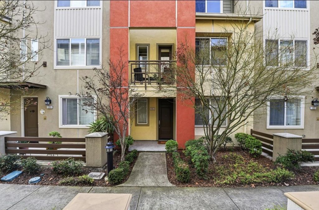 1053 El Capitan Terrace, Sunnyvale, CA 94085