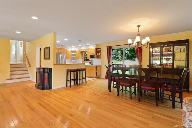 3832 Valleyview Street, Mohegan Lake, NY 10547