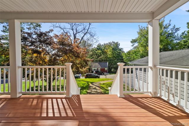 3832 Valleyview Street, Mohegan Lake, NY 10547