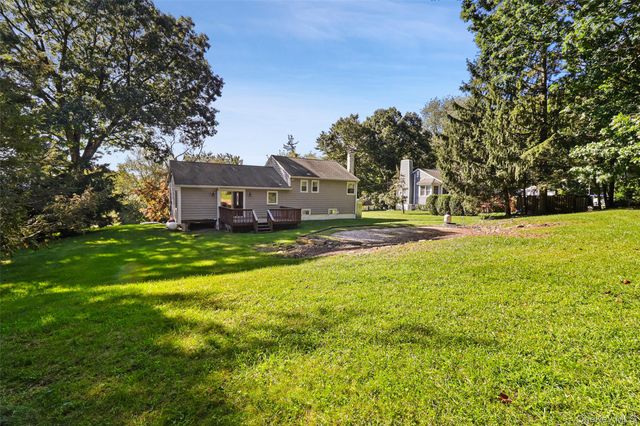 3832 Valleyview Street, Mohegan Lake, NY 10547