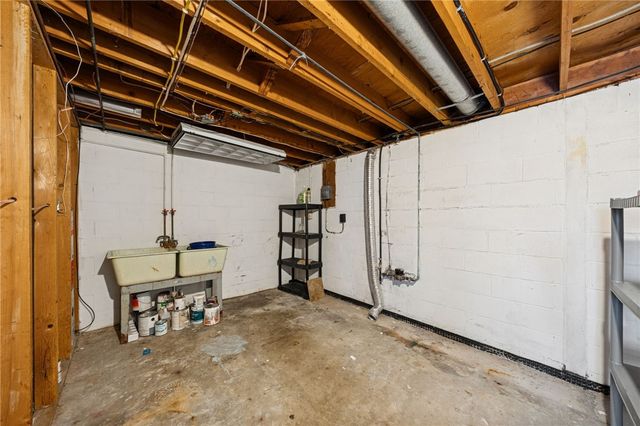 18 Brenda Ave, Penn Twp, PA 15644