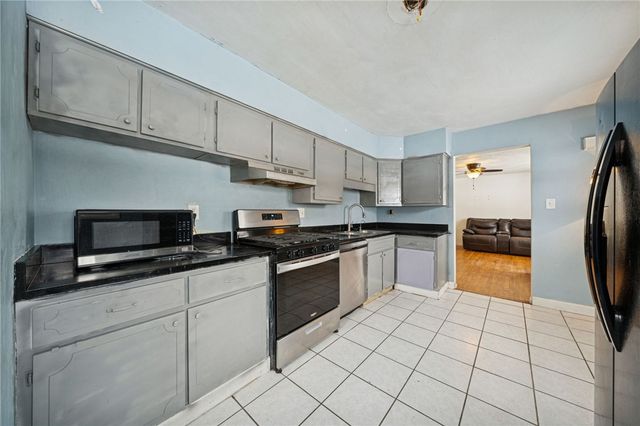 18 Brenda Ave, Penn Twp, PA 15644