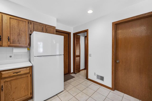 5926 Forest Lane, Fitchburg, WI 53711