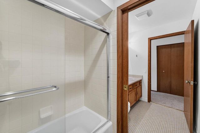 5926 Forest Lane, Fitchburg, WI 53711