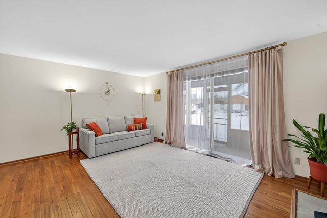 5926 Forest Lane, Fitchburg, WI 53711