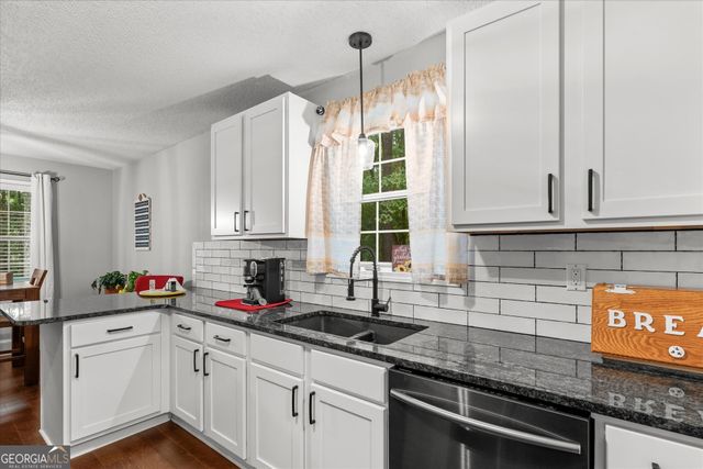 3009 Lakeview Parkway, Villa Rica, GA 30180