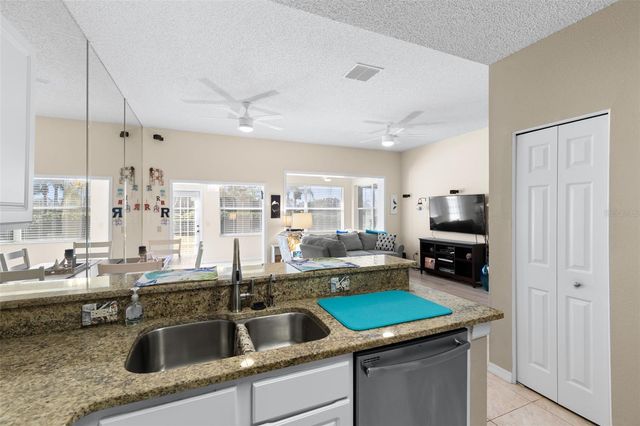 1206 RADISON AVENUE 12, Sun City Center, FL 33573