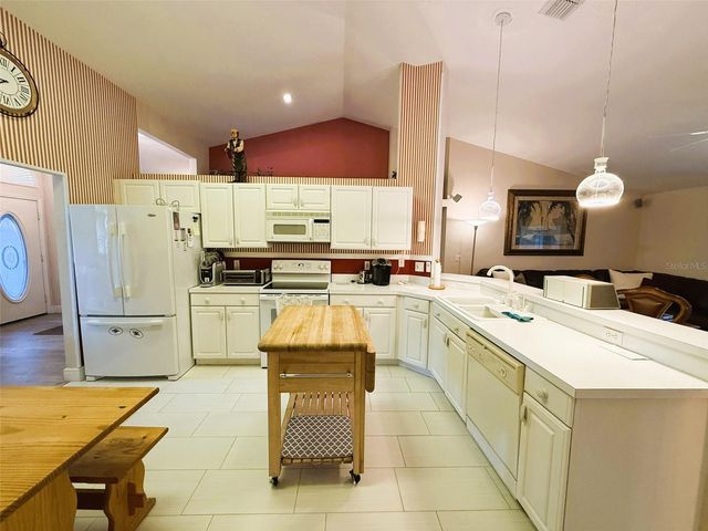 10413 POINTVIEW COURT, Orlando, FL 32836