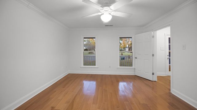 2832 S HUNTERS HORN DR, Germantown, TN 38138