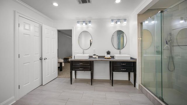 2832 S HUNTERS HORN DR, Germantown, TN 38138