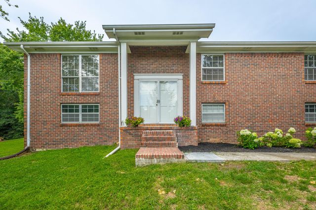 7309 Mccormack Drive, Hixson, TN 37343